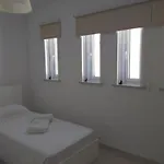 شقة Dinglis Residences 31 *