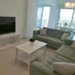 Dinglis Residences 31 公寓 *