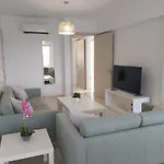 Dinglis Residences 31 *