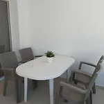 Dinglis Residences 31 Daire *