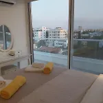 公寓 Dinglis Residences 31 *