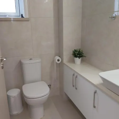 דירה Dinglis Residences 31 *