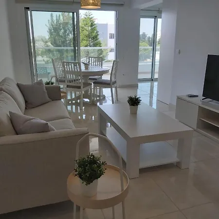 Dinglis Residences 31 Daire *