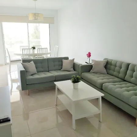 Apartment Dinglis Residences 31 *