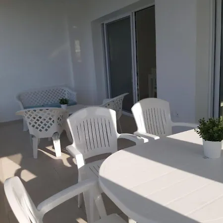 Daire Dinglis Residences 31