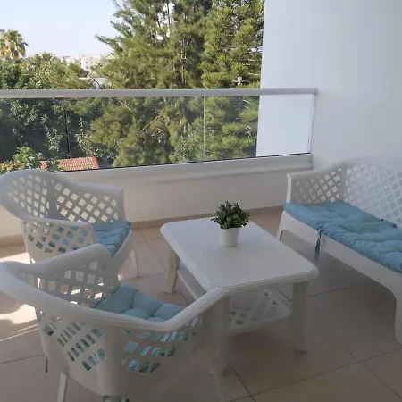 Dinglis Residences 31 * Larnaca