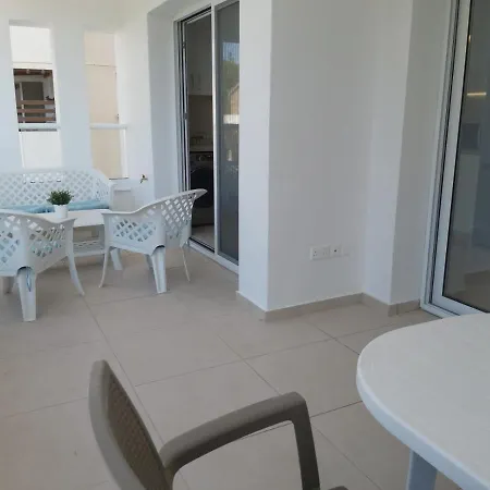 Dinglis Residences 31 Apartment