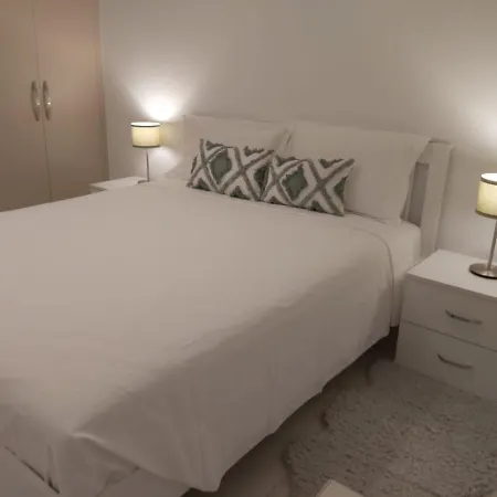 Apartment Dinglis Residences 31