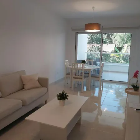 Dinglis Residences 31 Apartament *