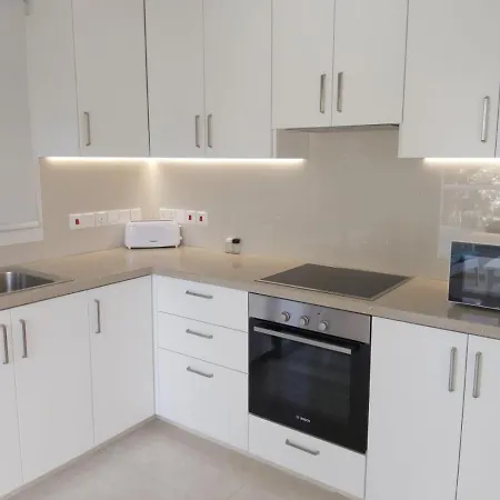 Appartement Dinglis Residences 31 *