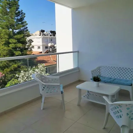 Dinglis Residences 31 * Larnaca