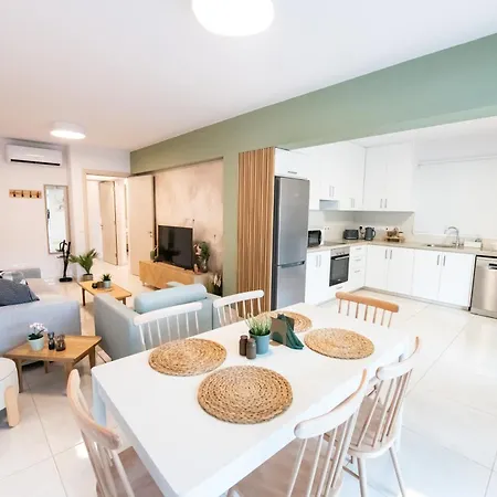 Dinglis Residences 31 Daire *