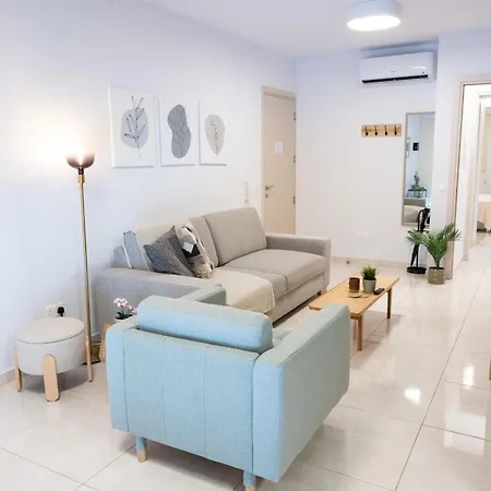 Dinglis Residences 31 Daire Larnaca
