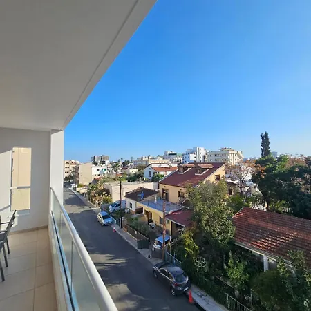 Dinglis Residences 31 Daire *