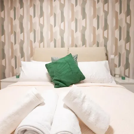 Dinglis Residences 31 Daire *