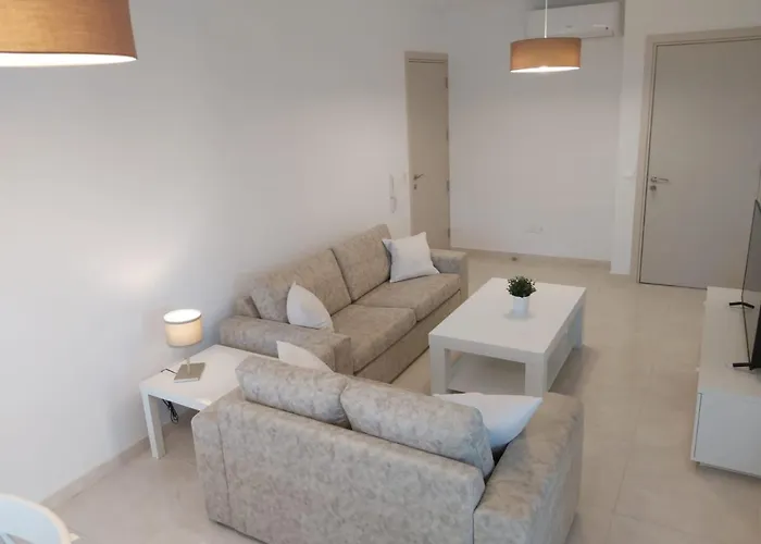 Dinglis Residences 31 Апартаменти *