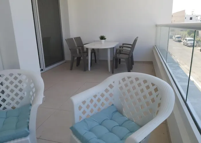 Апартаменти Dinglis Residences 31 *